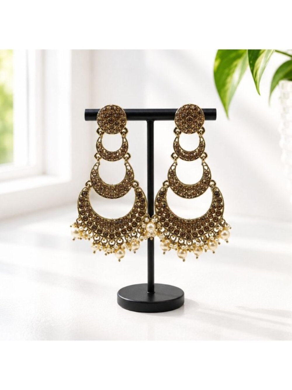 Vintage Gold Tone Rhinestone Pearl Chandelier Statement Earrings‎